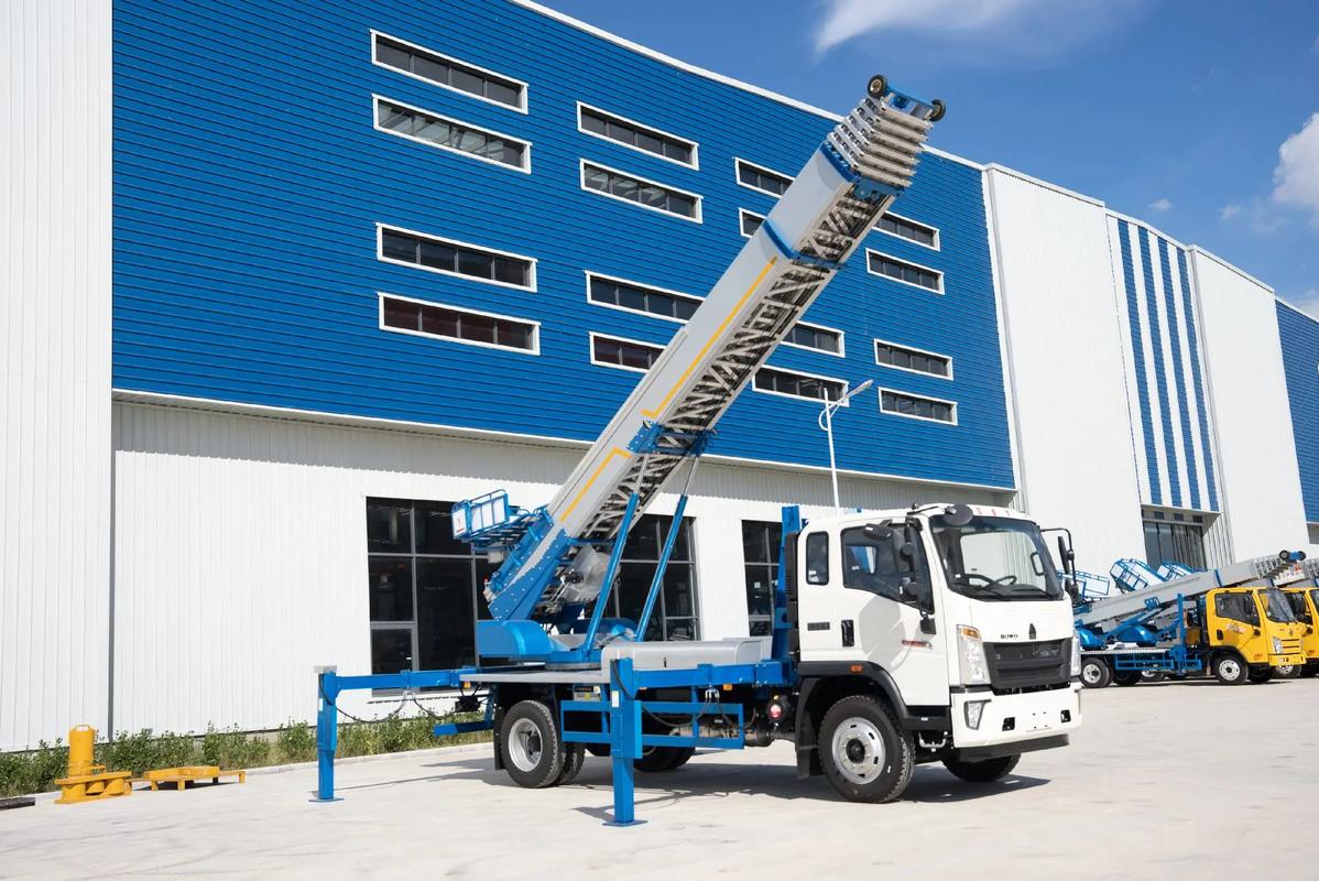 香洲小型云梯车上料车租赁多少钱