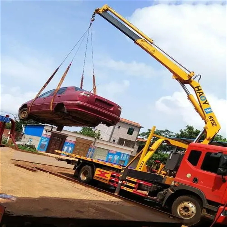 香洲吊车救援小汽车怎么吊