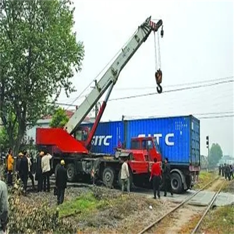 香洲如何快速找到附近的吊车救援公司